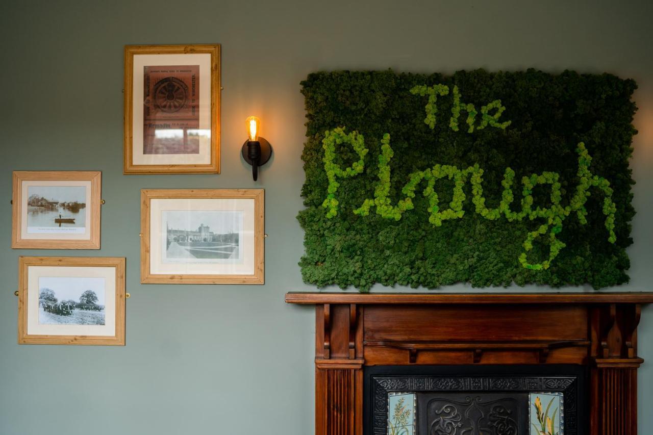 The Plough Itchen Abbas Hotel Winchester Exterior photo